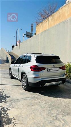 بی ئێم دەبڵیو X3